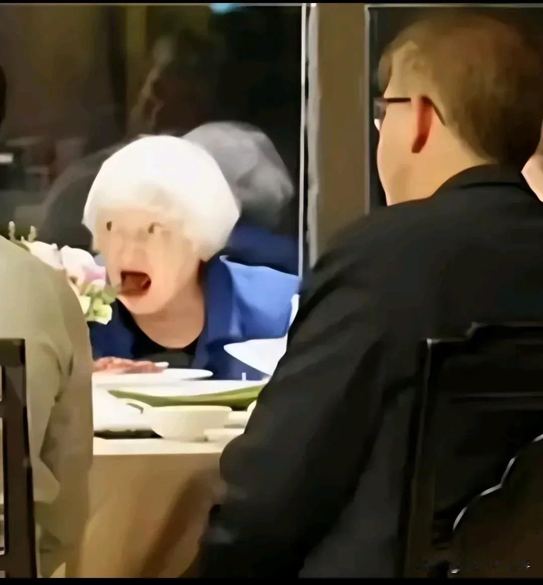 民以食为天。
首先，真的应该给我们国家的那些公仆们点个赞!
点赞的理由是，人家美