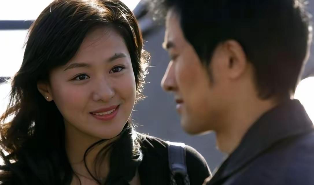 2008年，沈傲君与聂远同居6年后，迟迟不见聂远求婚，沈傲君主动出击没想到聂远说