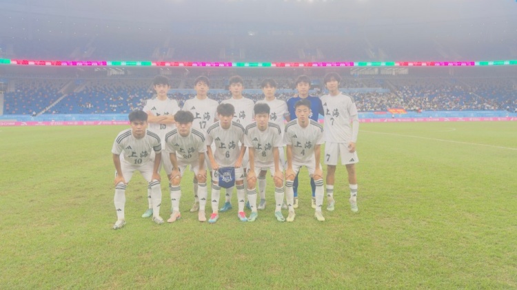 东体谈全运会上海男足逆转新疆：队员盛赞徐根宝关键时刻“敲打”