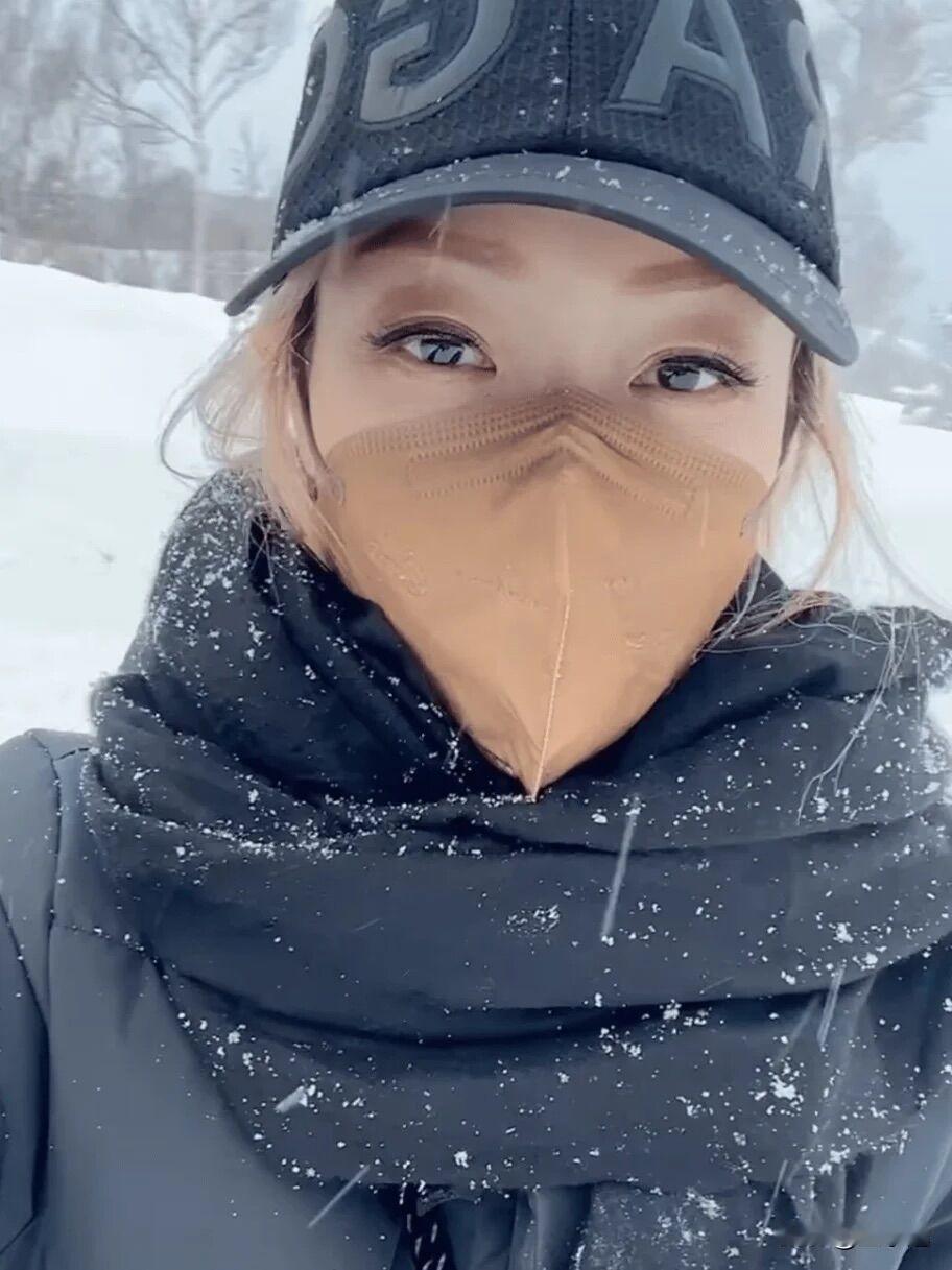 计划永远赶不上变化！9天旅程变1天......郑秀文四年来的首次出游，就被突如其