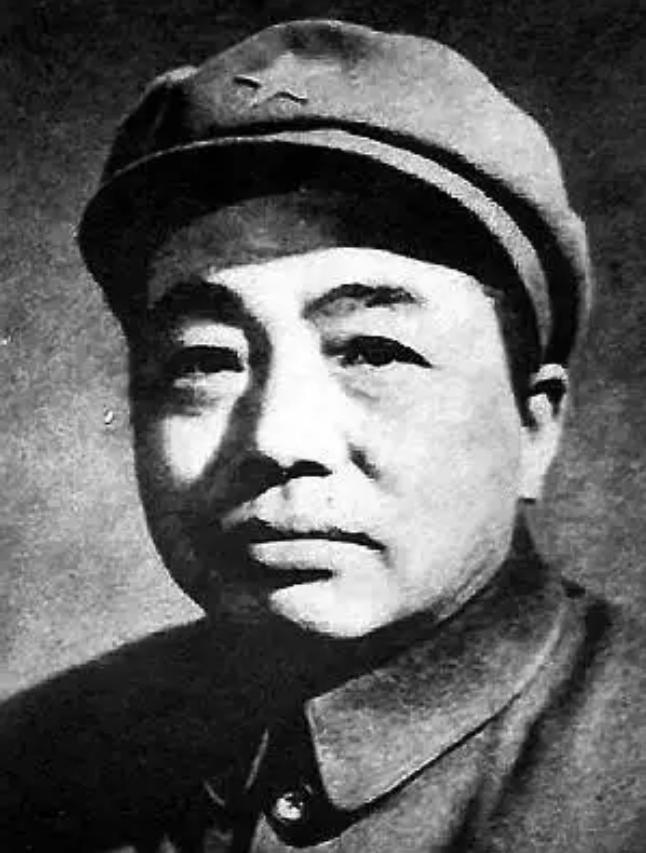 1974年，彭德怀元帅病危即将离世，无儿无女的他，提出想见妻子最后一面，但妻子却