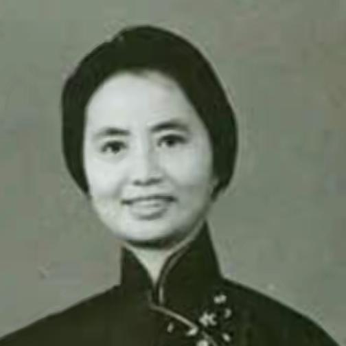 陈毅之妻张茜探望婆婆，见到一女演员后大呼：原来你们关系这么好…
 
1954年初