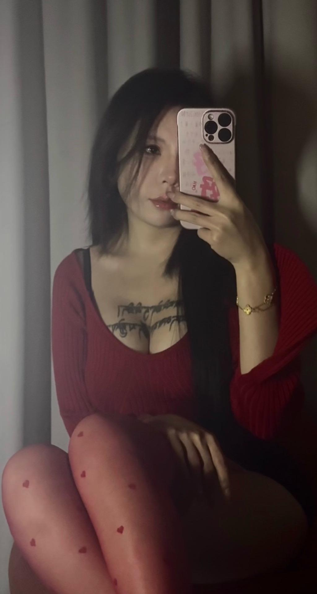 叫你多读点书，别看见穿的性感就说卖的