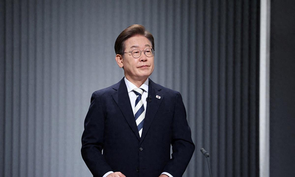 就在刚刚！
 
韩国总统府突然宣布了。
 
据财联社11月16日报道，韩国把东北