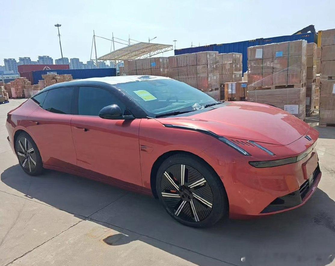 #这是你要的潮车吗# 领克ZERO实车，感觉还不错啊#汽车# ​​​