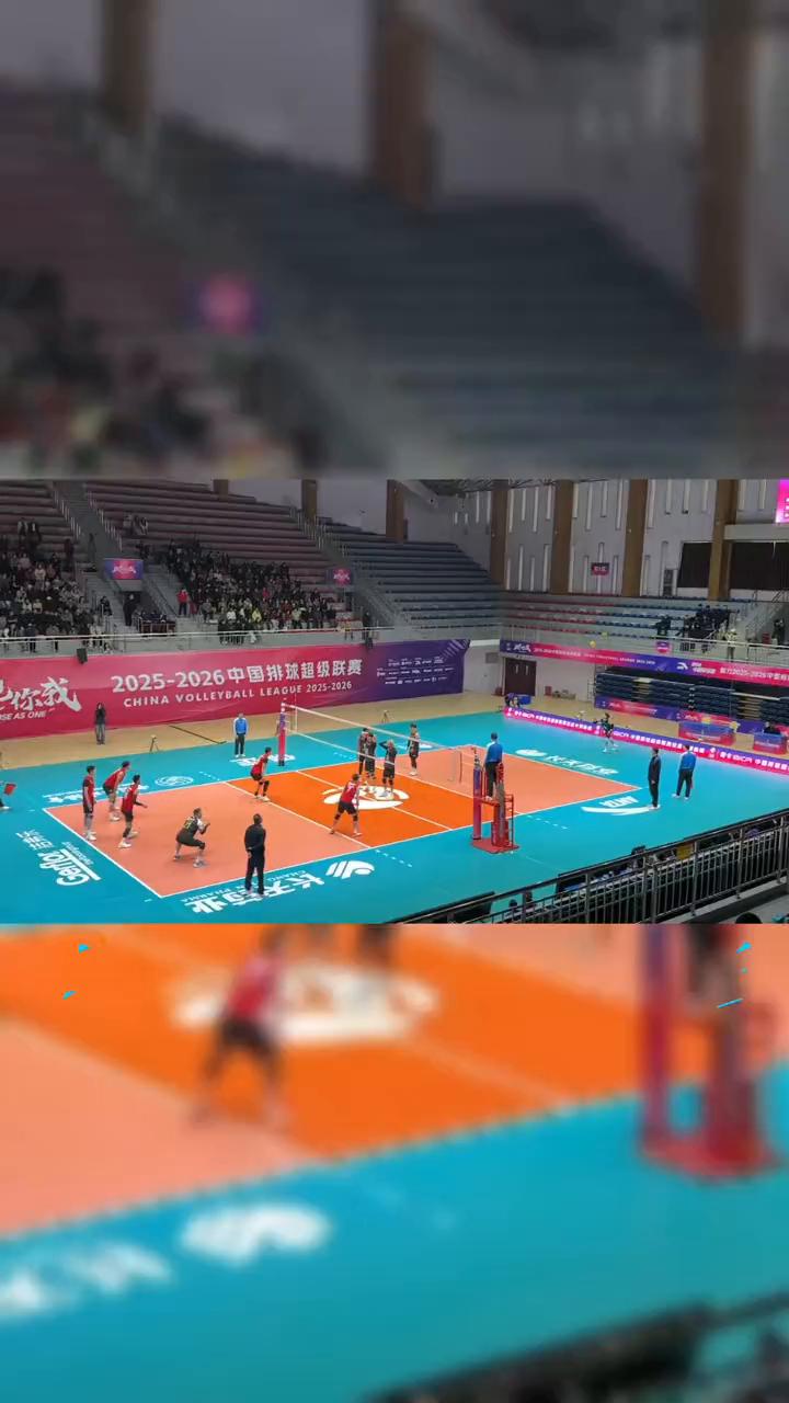 保定沃隶男排开年两连胜，3：1战胜天津食品集团。
为保定文发集团沃隶男排加油！