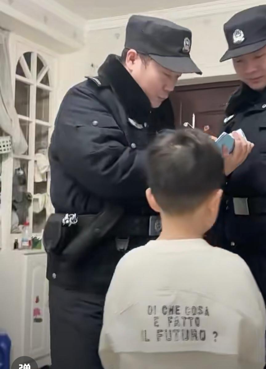 2026年3月18日的河南焦作，6岁男孩因被妈妈管教后报警“抓妈妈”，民警接警后