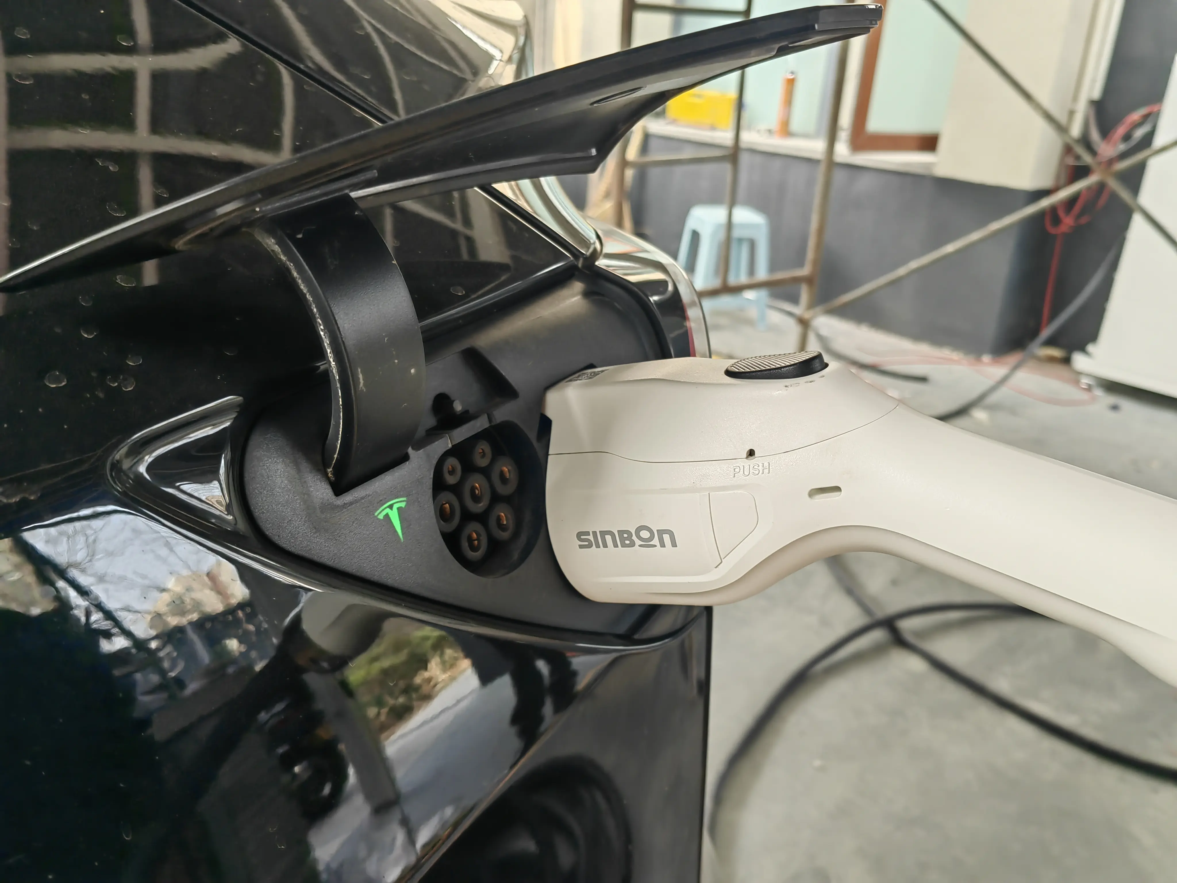 20千瓦光储充系统，日发电40度！。2天搭建一套20千瓦光储充系统，日...