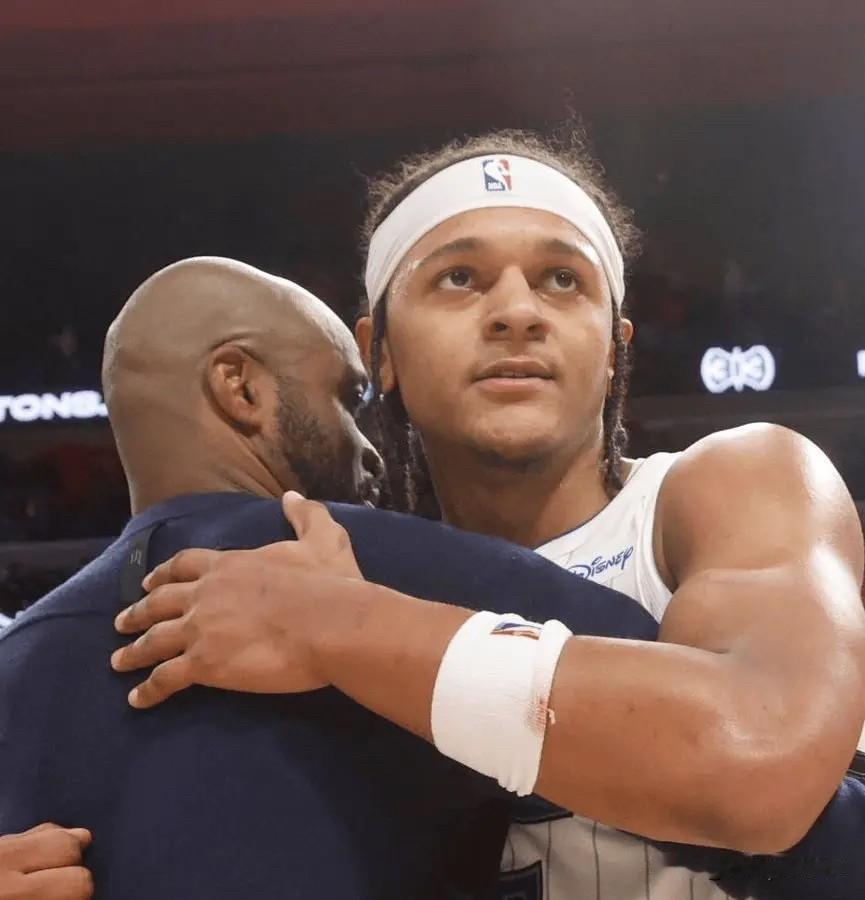 据ESPN名记麦克马洪报道，班凯罗与魔术主教练贾马尔-莫斯利目前存在意见分歧，未