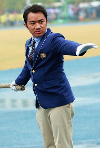 王祖蓝朋友在香港火灾去世香港火灾造成惨重伤亡，王祖蓝友人不幸离世的消息令人揪心，