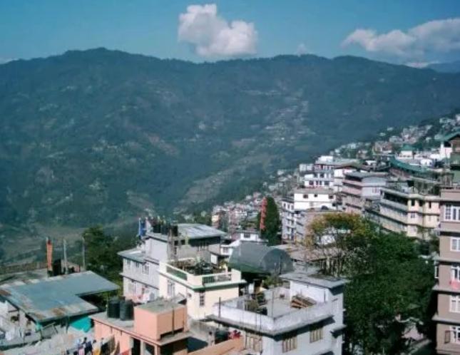 被印度吞并45年的锡金，还有可能复国吗？说实在的，现在洞朗草场已经被我们牢牢控制