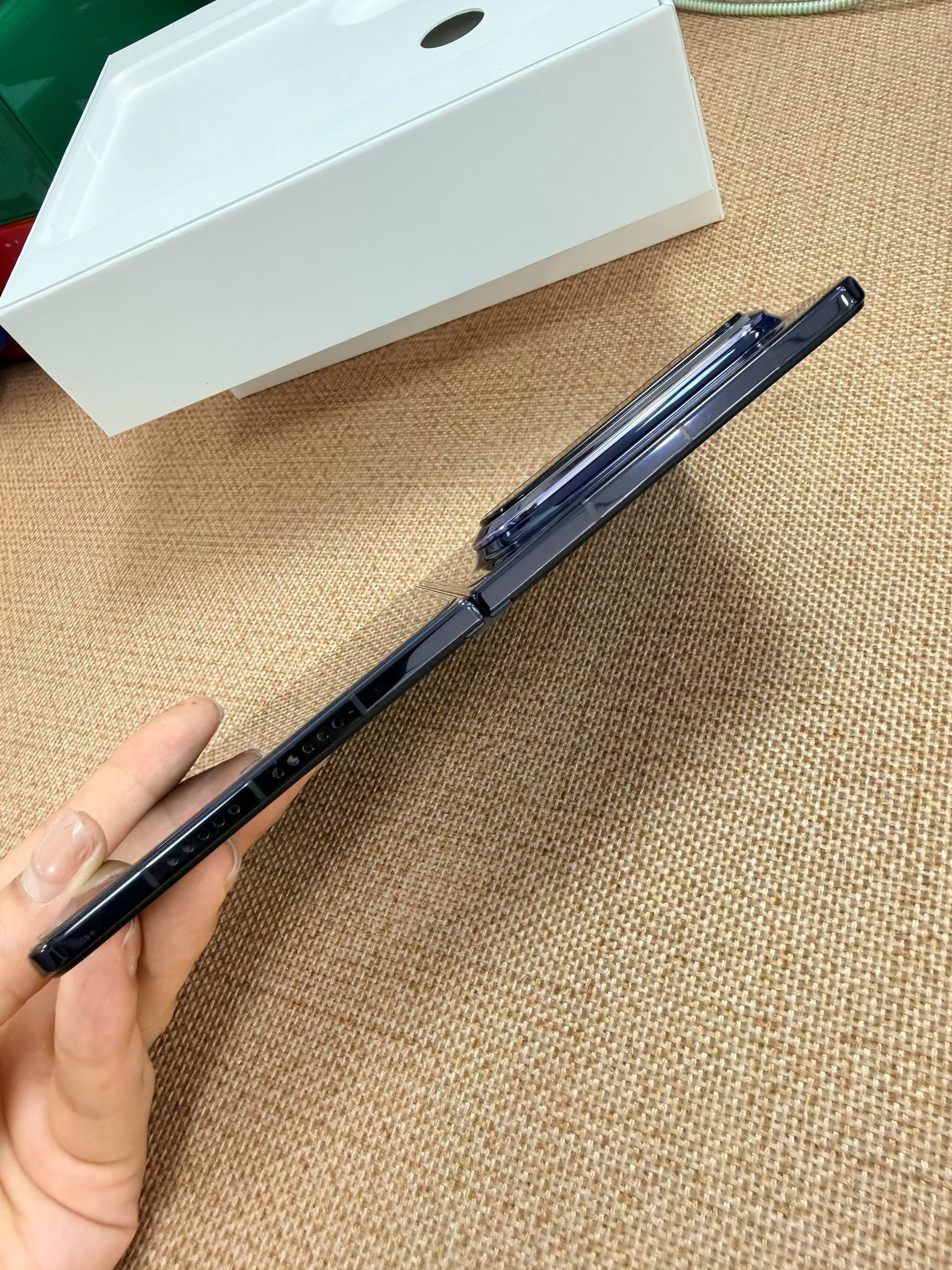 精品二手机华为Pura X Max 12+512G蓝保修期27-4-26，电池效