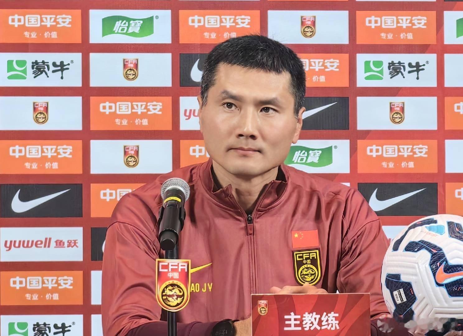 邵佳一足球 邵佳一：国家队主帅是每个教练员的梦想；打世界杯是终极目标。北京时间1