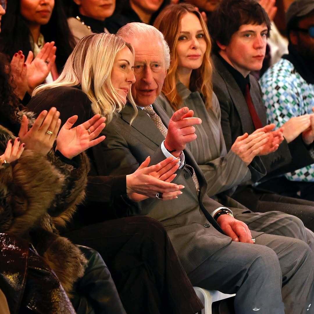 时装周 英国国王查尔斯现身伦敦时装周当地时间2026.2.19日伦敦时装周，英国