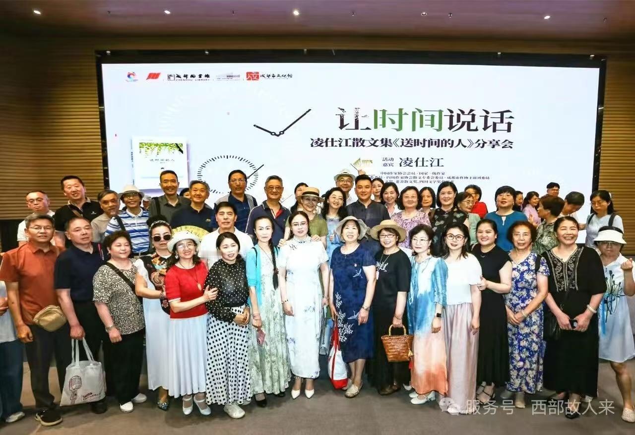 身材是微胖好还是瘦好


中年女性微胖益处颇多！我们老年大学的几位中年女同学，微