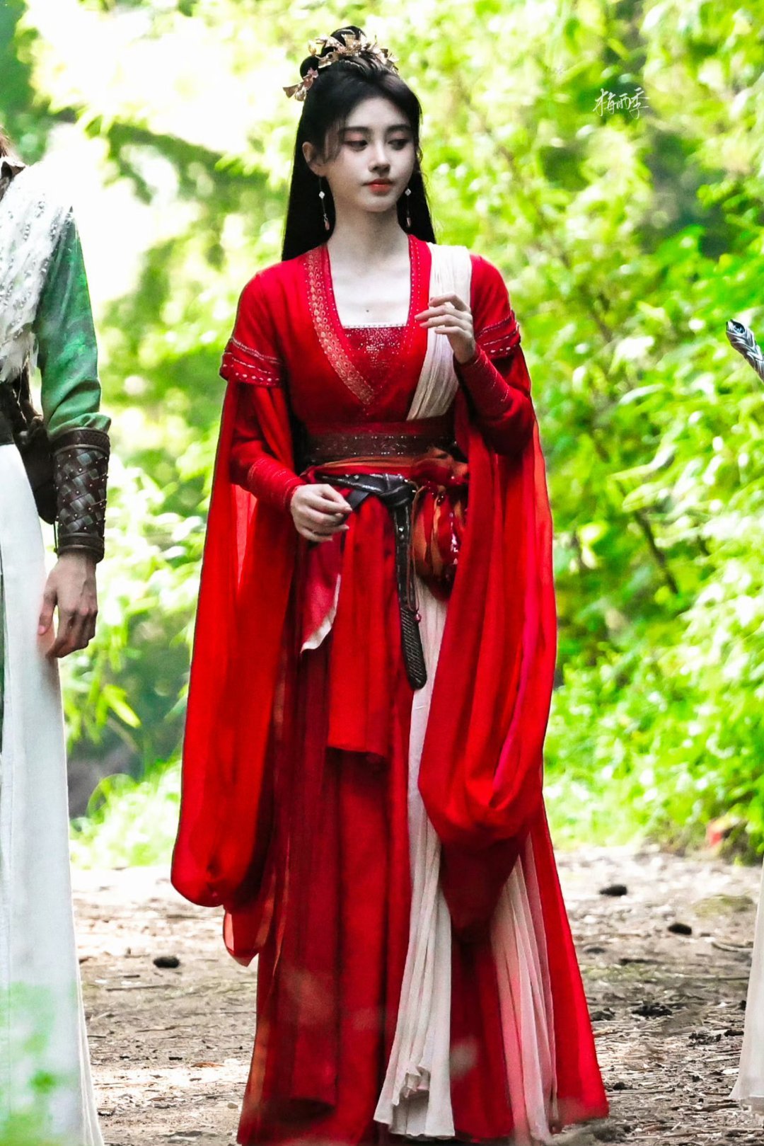 “我叫韩菱纱 叫我菱纱就好了”鞠婧祎