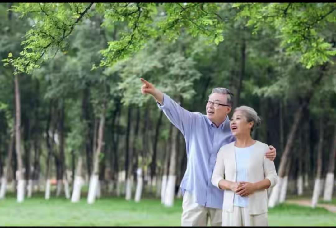 人到六十，岁月不饶人，前半生为家庭奔波、为生计操劳，后半生就该为自己活。最好的活