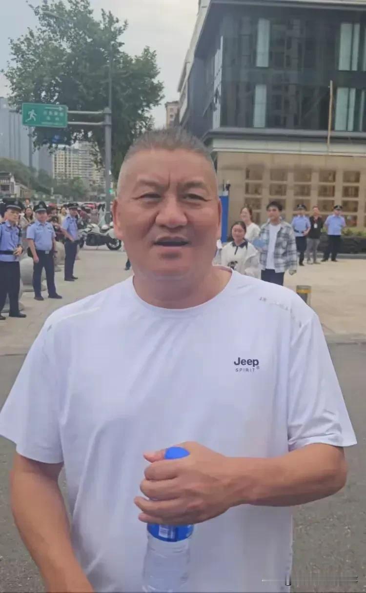 如果人生是一场考试，你愿意重考几次？
大多数人可能会说：“一次就够了，太折磨人了