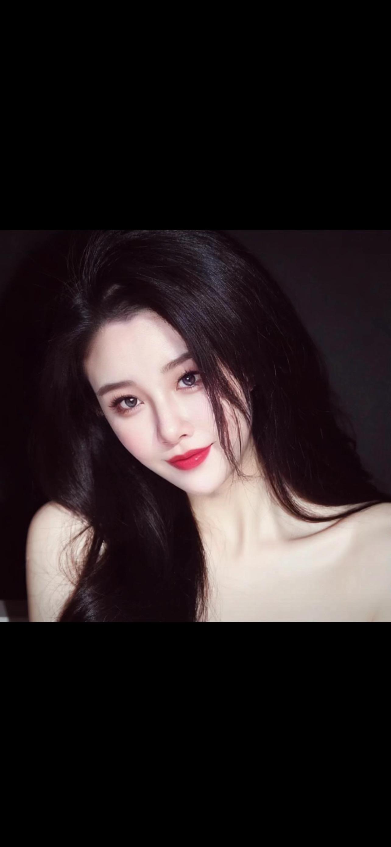 水里95%都是水，只有那5%的成分不同，“那是秘方。"同理，跟人也一样...