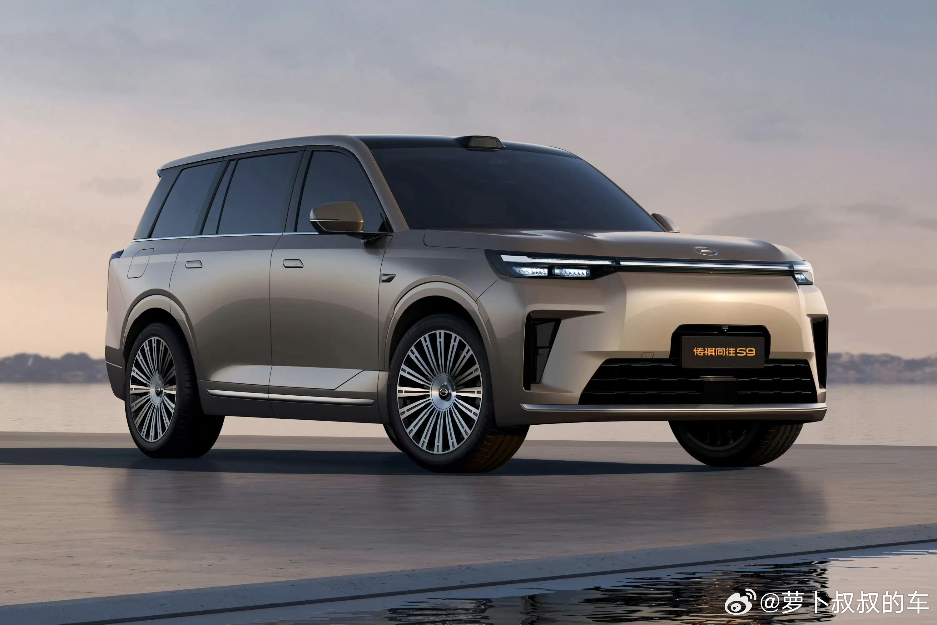 我说怎么看着上汽大众ID.ERA 9X有点熟悉，原来是出传传祺向往S9，第一眼看