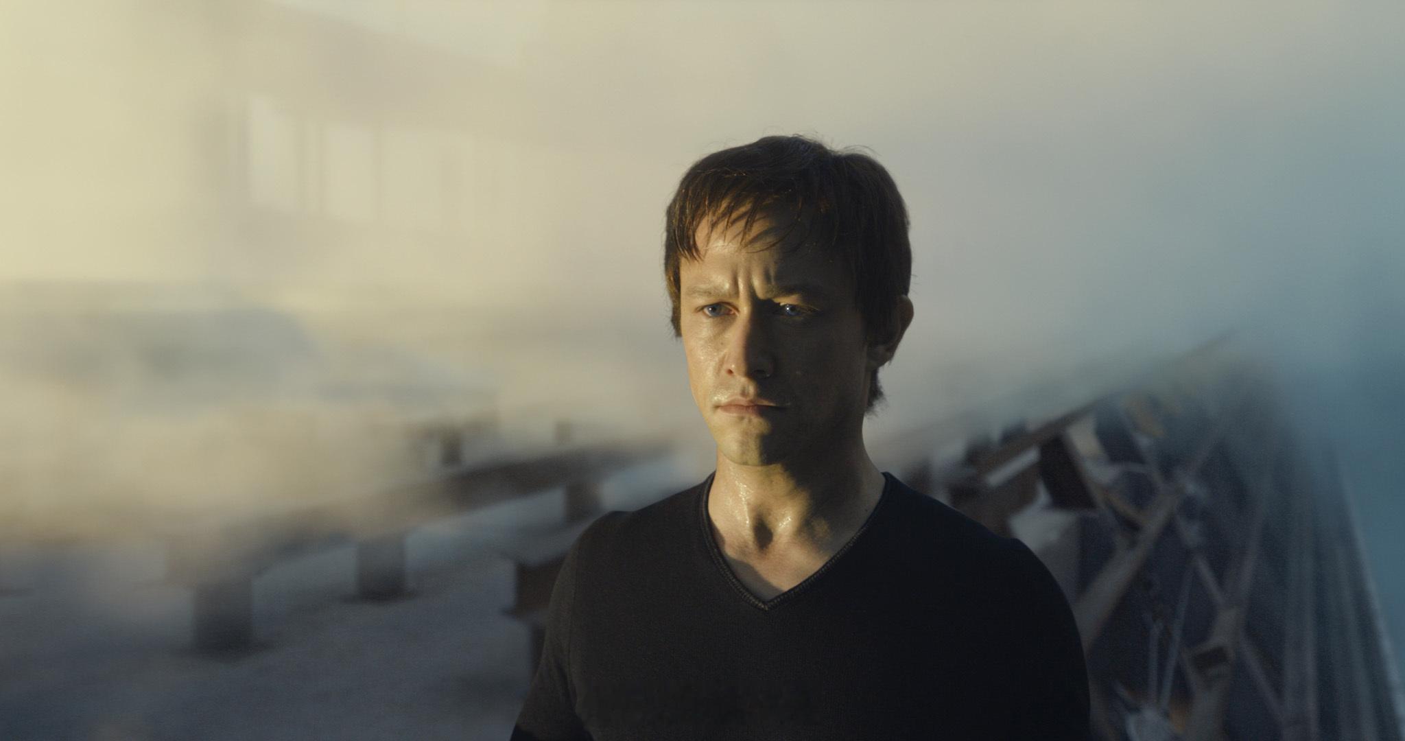 约瑟夫·高登-莱维特 出演电影代表作中的剧照选按上映时间排序，图1~9分别来自：