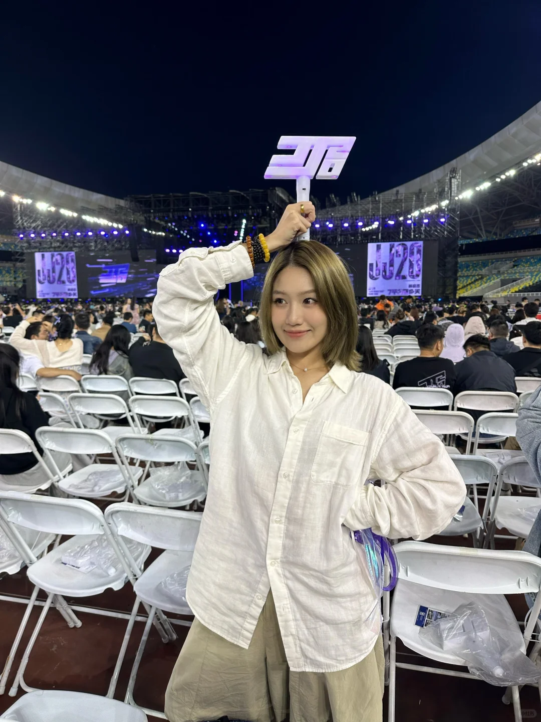 来看林俊杰了虽然是内场最后一排🥳🥳