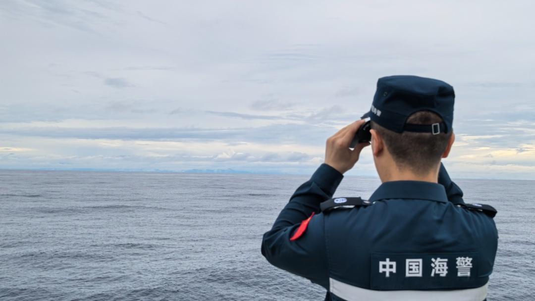 凌晨2点，北太平洋公海，一艘日本渔船被中国海警截停并检查，这一查，就是3个小时。