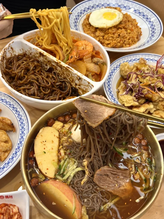 想把烟台这家韩剧同款炸酱面安利给所有人！