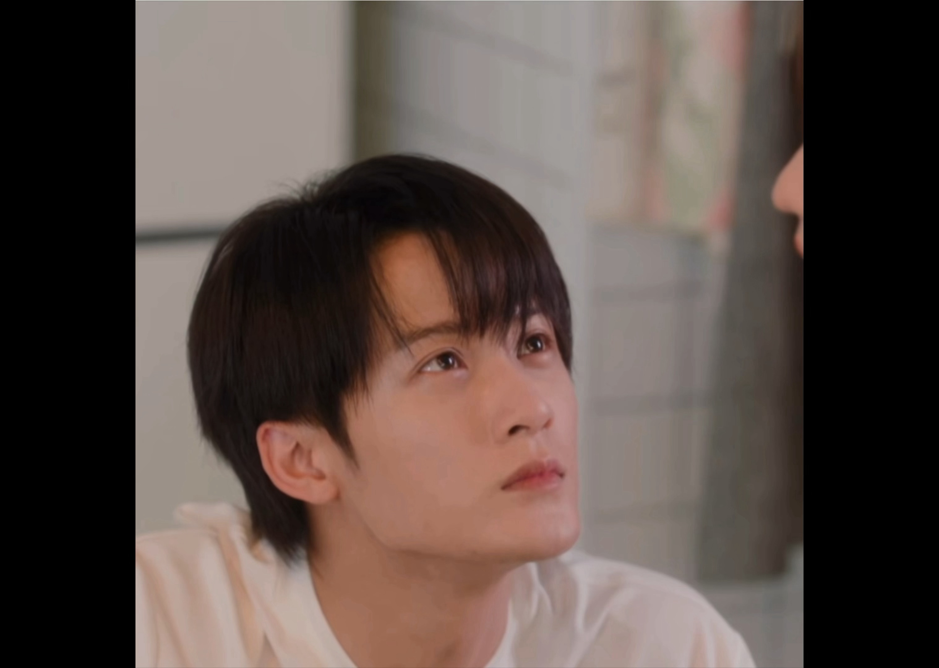 檀健次 都来看这个会盯人的乖乖小狗李亦非爱情有烟火