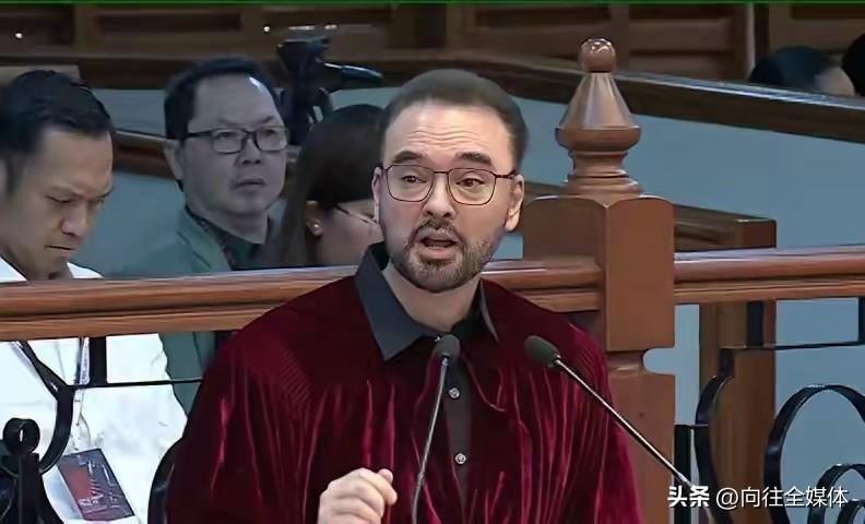 当庭犀利质询打破推定定罪！菲律宾弹劾庭审迎来关键转折点
 
关注我，追踪菲律宾政