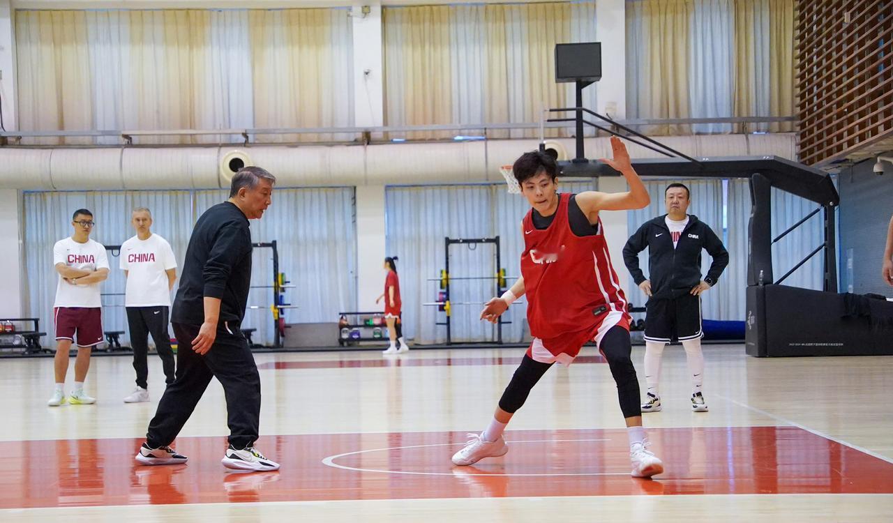 WCBA的12月最佳球员应该给谁！

我看CBA都有每月最佳球员的发布，即12月