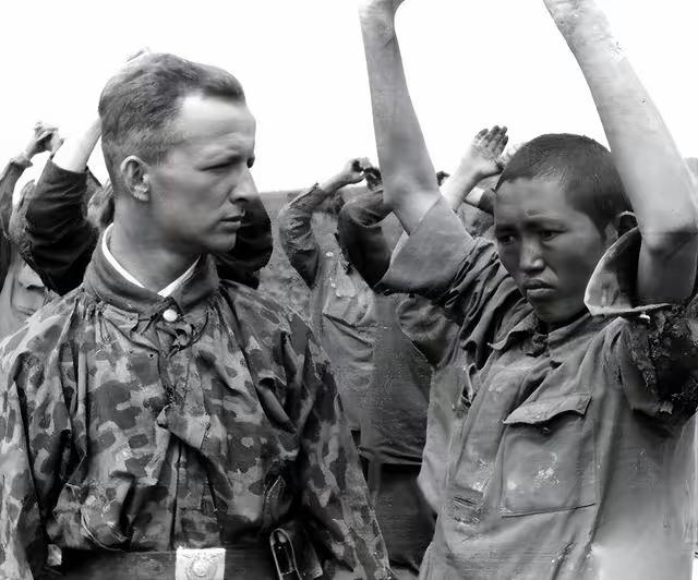 加沙地带的新一轮冲突升级，再次将无辜平民推向了苦难的深渊。

不到12小时内超百