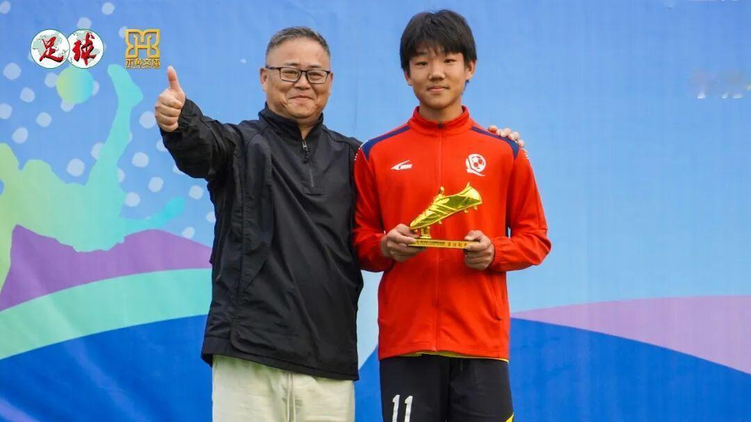 青训硕果累累！恒大足校勇夺2026年第一冠。
广州队虽然没能延续，但恒大足球依然