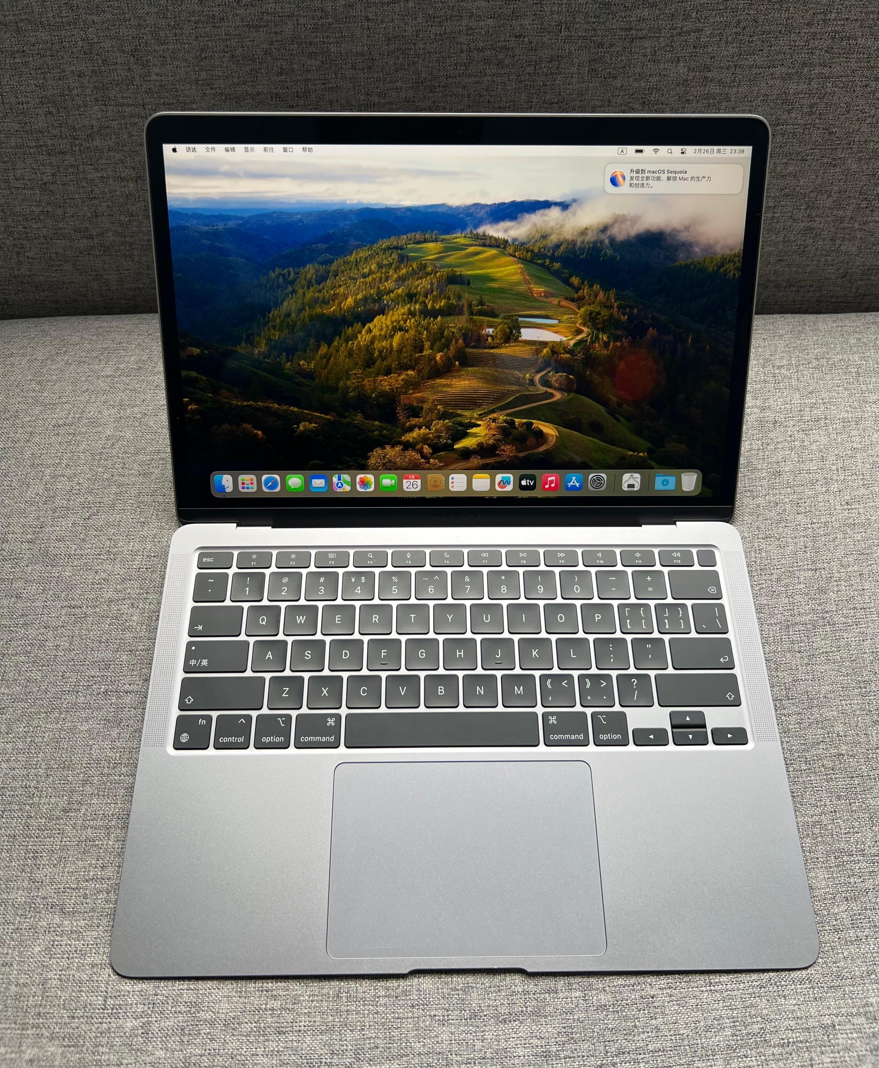 国行在保，MacBook Air 13寸 M1芯片8核 8+256G 深空灰色，