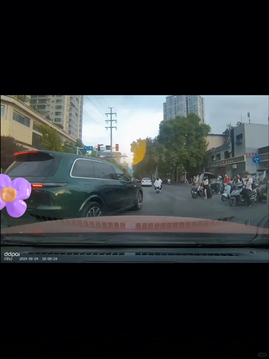 撞车后 真的有被自己的无知笑到
