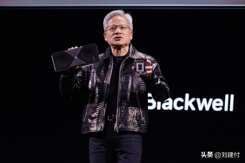 黄仁勋的三颗“炸弹”炸出了什么 黄仁勋的三颗“炸弹”炸出了什么
黄仁勋的三颗“炸