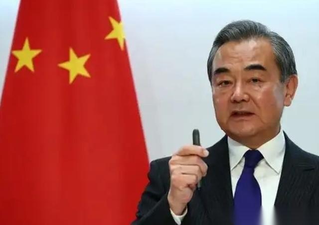 美以和伊朗这回算是打红眼了。根据美防长赫格塞斯10号发布的声明，美军动用了史上规