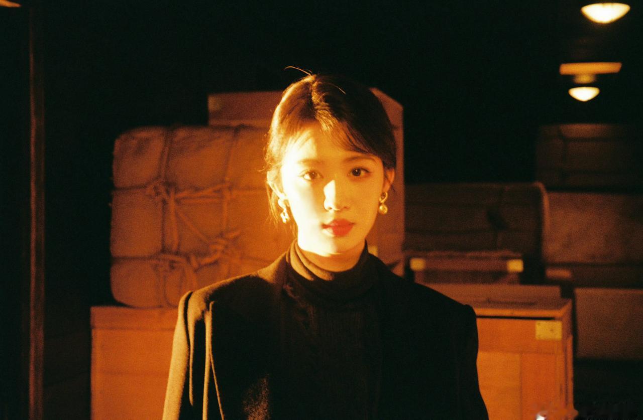 全世界最适合胶片风🎞️的女人出现了
王楚然
这一秒过火 ​​​