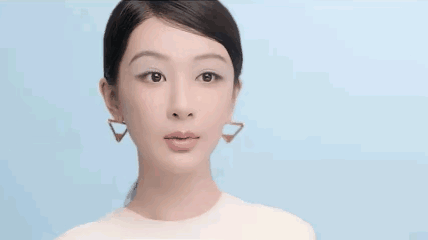说实话，此时此刻，有点质疑品牌的审美，它这样的设计，真的能吸引消费者么？ ​​​