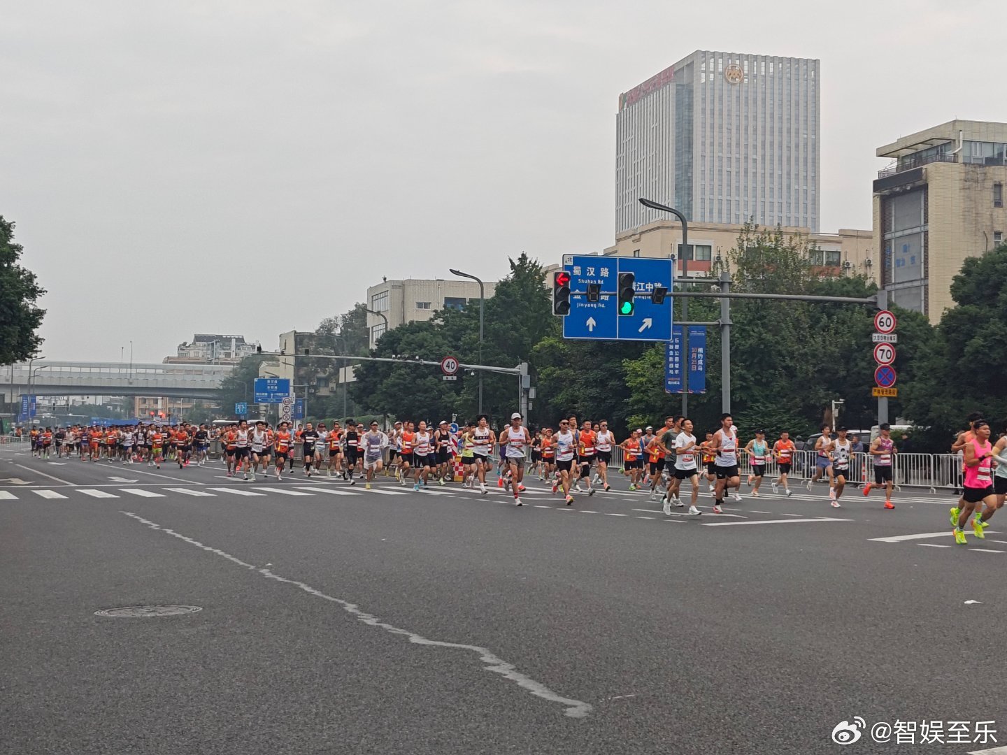 万马奔腾朝气生，好玩不过众捧人！ 嫁金钗 魏家家风 ​​​