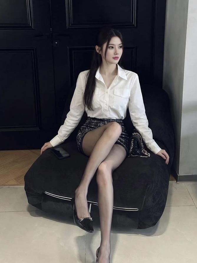 丝袜少妇真性感