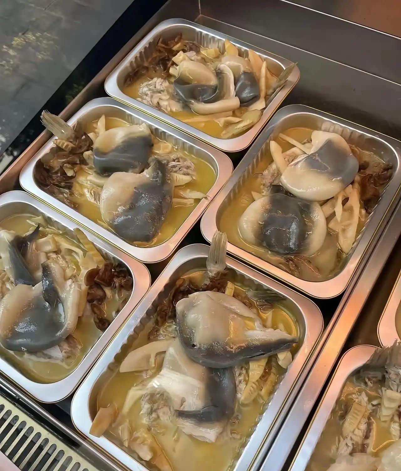 没有胆量吃。