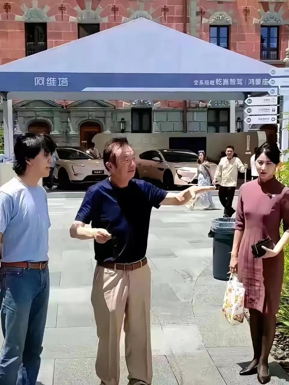任总真的是太低调了
从来没有上过某音，
更没有为自己的品牌代言什么的。
大家觉得