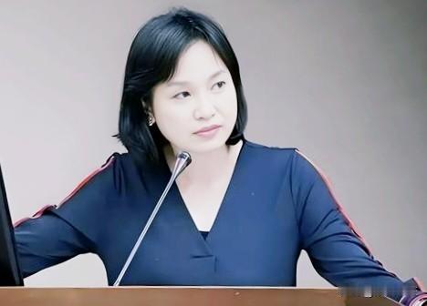 选情出现新变化！高雄市长选举近期各方民调结果差别不小，此前多份民调都显示民进党候