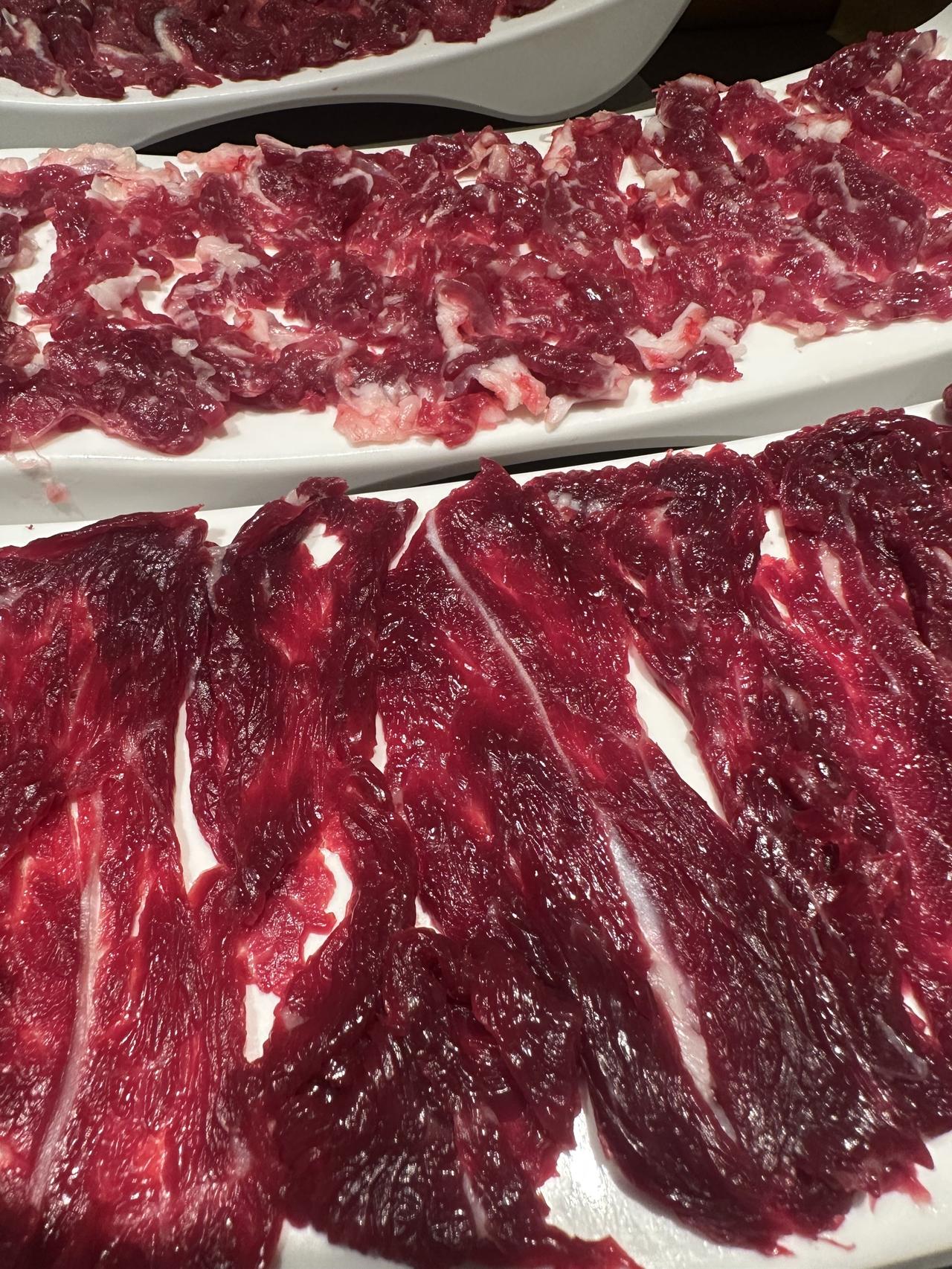 美食 牛肉 潮汕牛肉火锅 鲜牛肉 灵魂蘸料