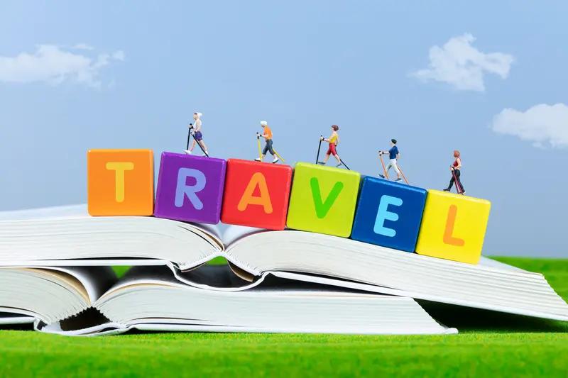 疫情让国内旅游行业遭受重创。文旅部数据显示，2020年全国有583所普通高等院校