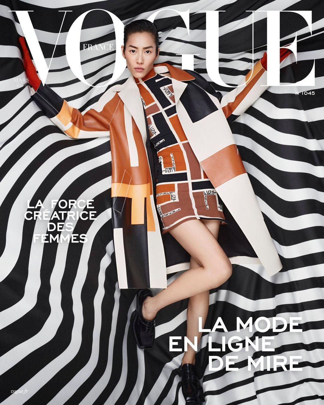OMG！刘雯亮相法国版Vogue 三月刊封面，国内首位单人登上法版Vogue封面
