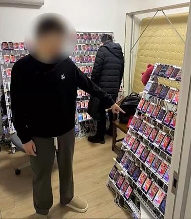 演唱会黄牛一个月获利100万，别再怪自己手速慢！黄牛靠代码，单月狂揽百万

很多
