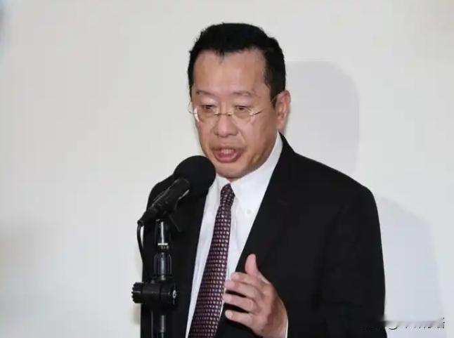 就在刚刚，

台“国防部”发布声明，

1月8日，针对F-16V坠海失联，台湾地