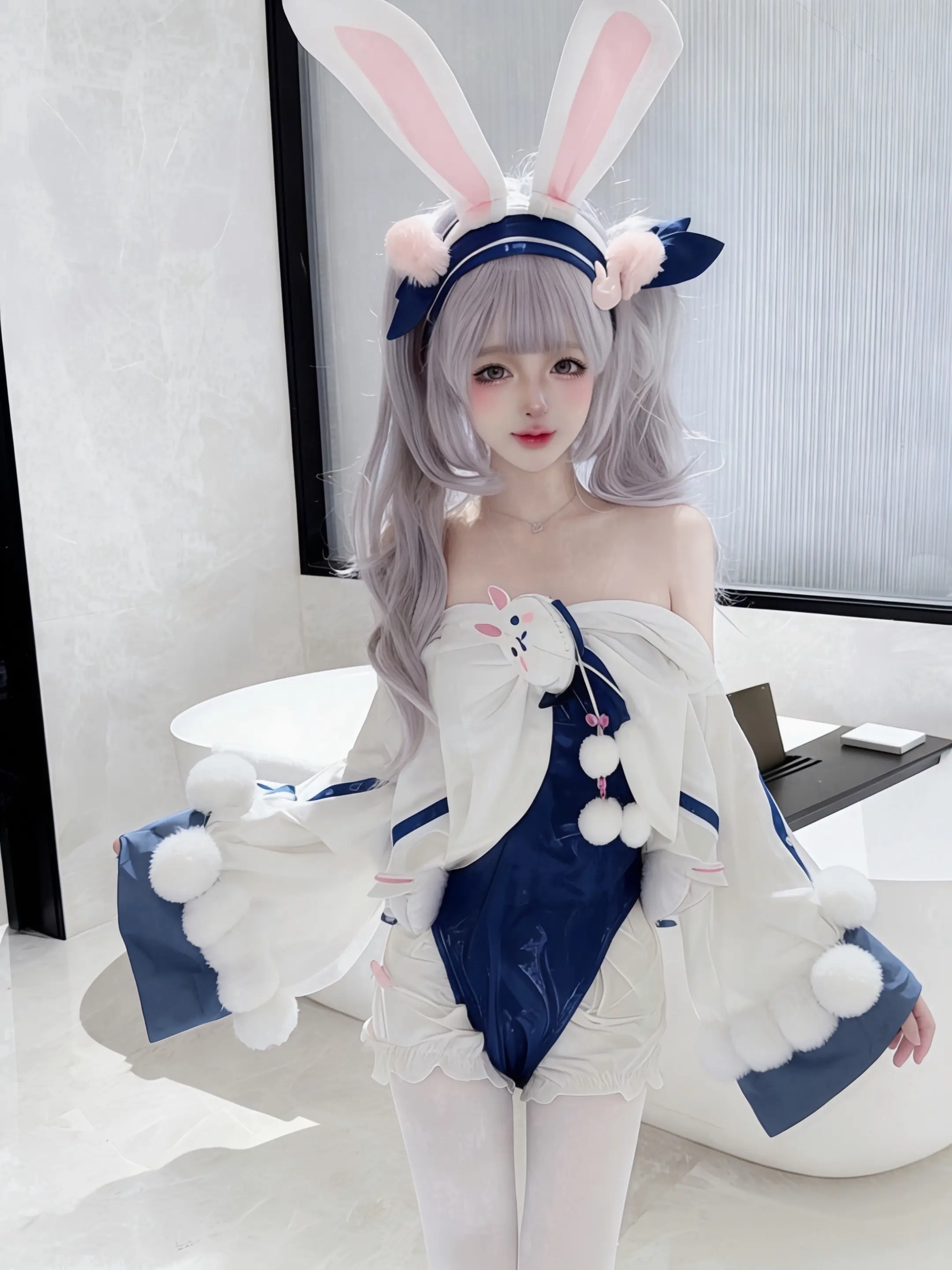 要来一只兔兔吗(｡ì _ í｡)